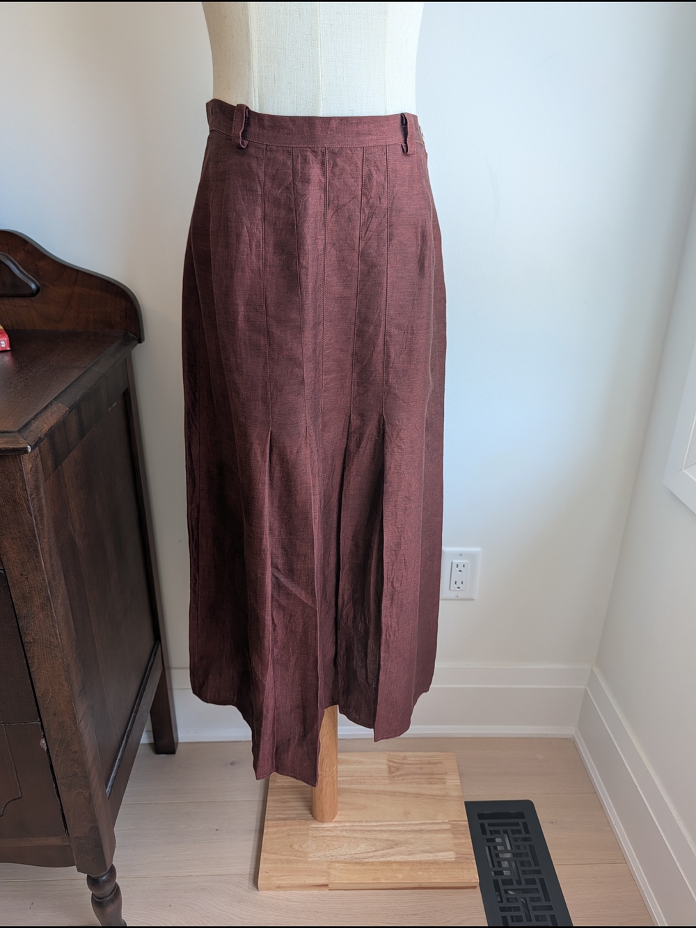 Vintage Brown Linen Midi Skirt With Pleats